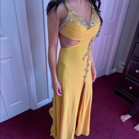 Prom dress - Picture 3 of 3